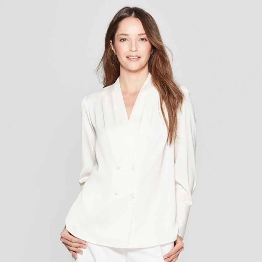 NWT - Tuxedo Style Long Sleeve Blouse